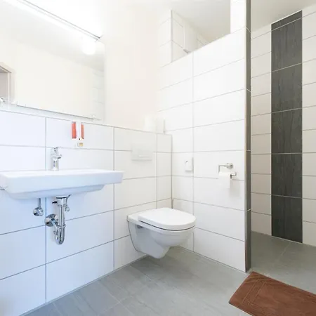 Landgasthof Schwarzes Ross Szálloda 3*